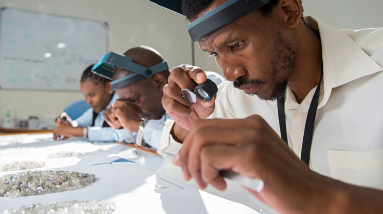 HB Deal Boosts Lucara Diamond Sales